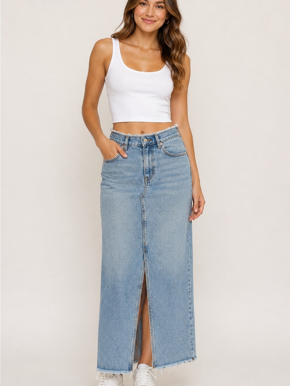 Wild Fable Light Wash Denim Maxi Skirt Raw Hem Front Slit Women’s Size 4